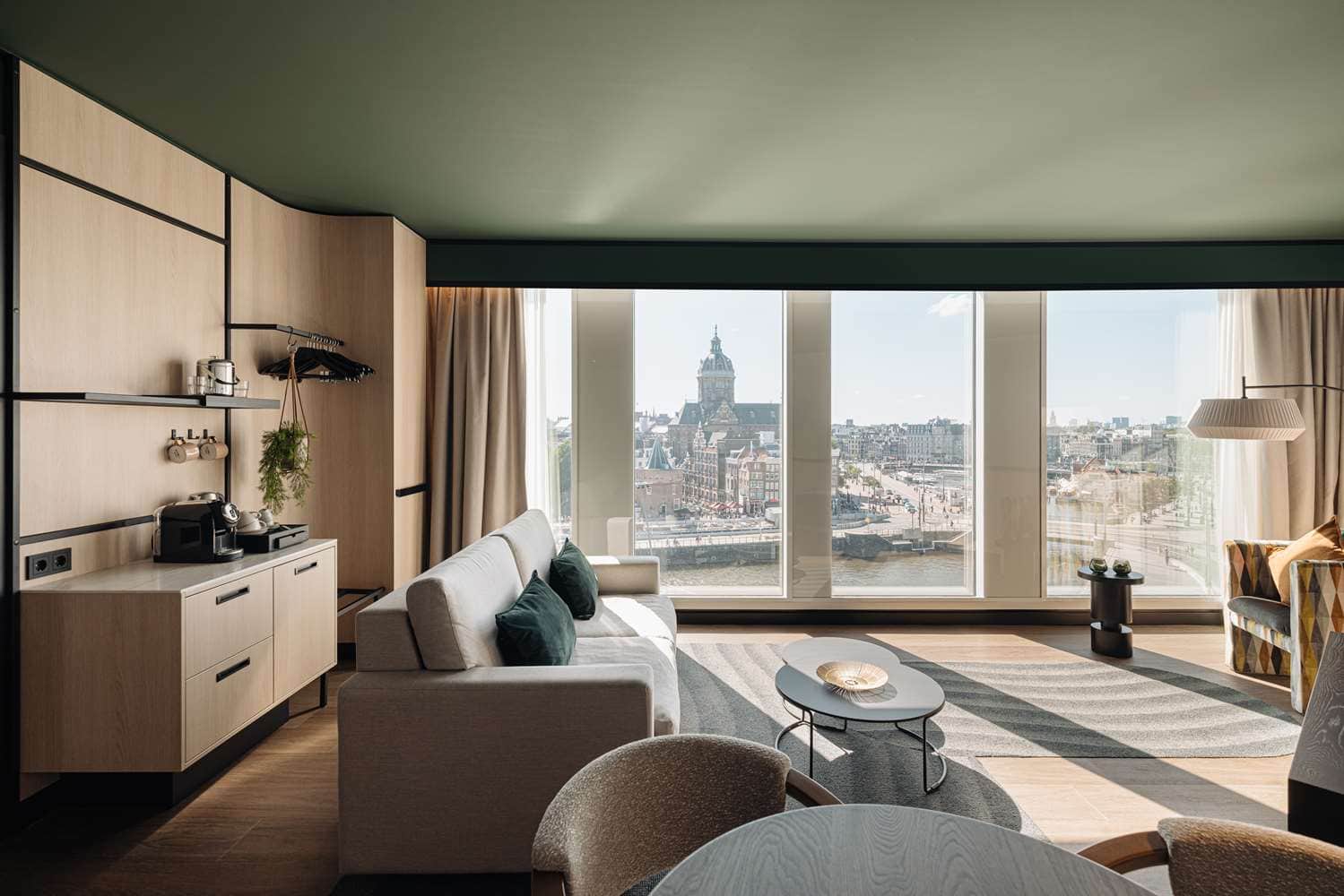 DoubleTree by Hilton Amsterdam Centraal Station