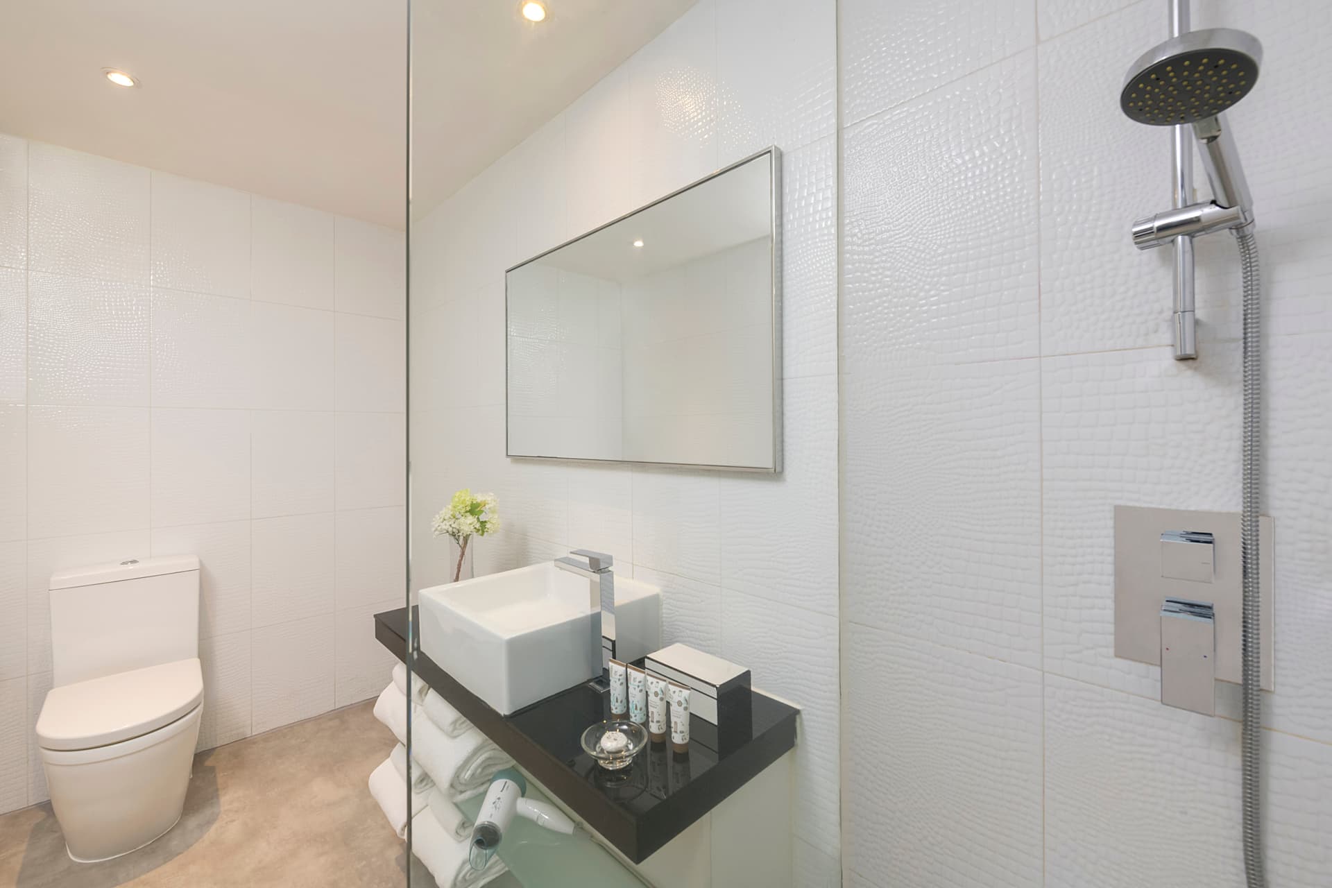 Dorsett Tsuen Wan, Hong Kong