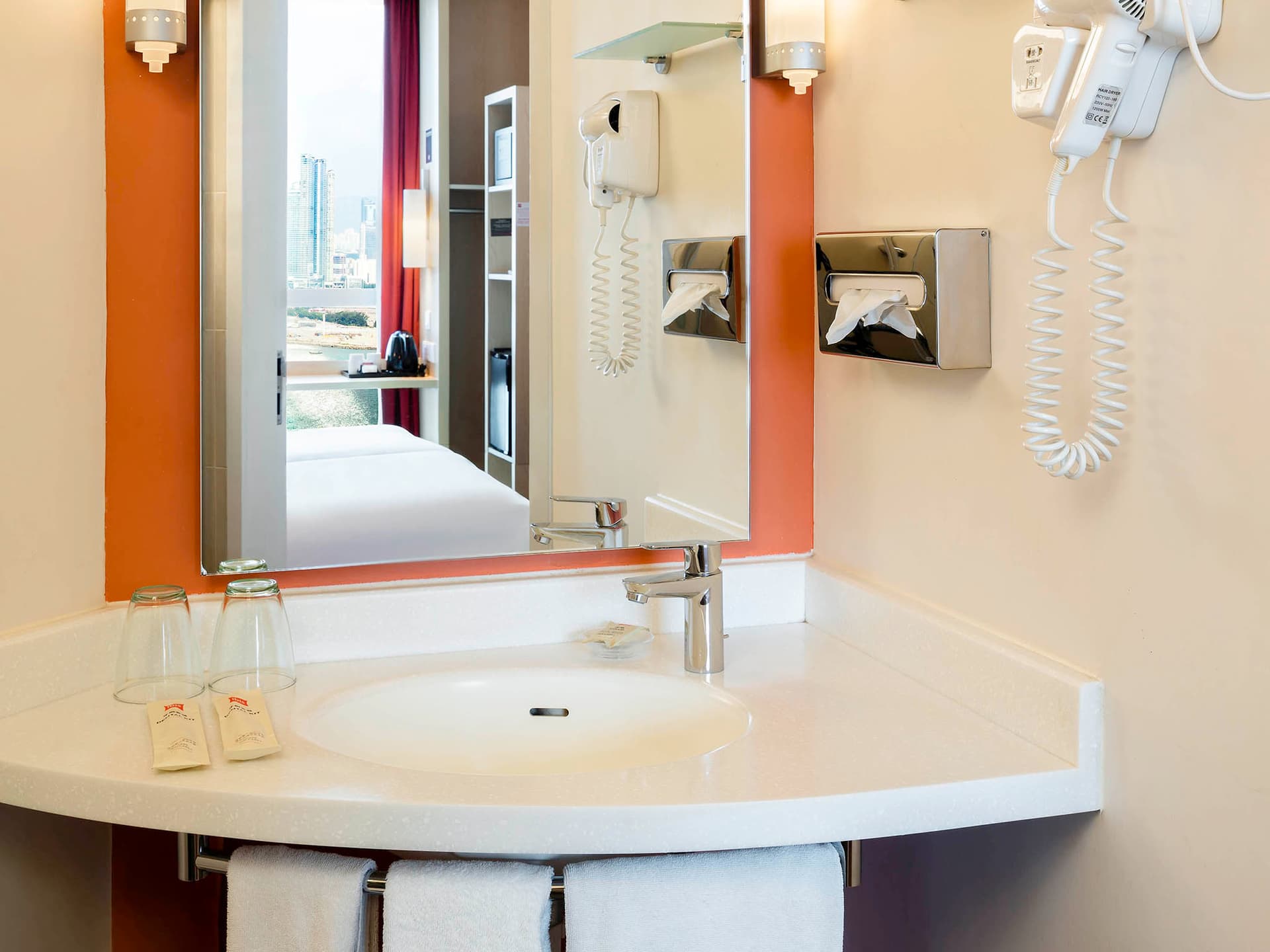 Ibis Hong Kong Central and Sheung Wan Hotel